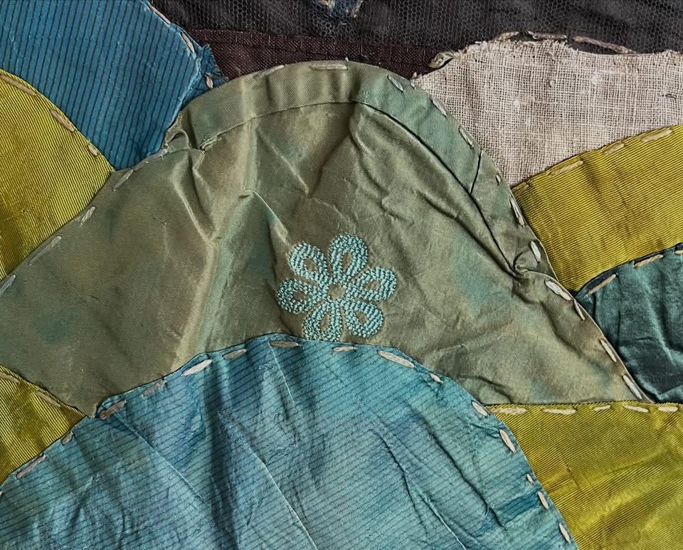 Crazy patchwork silk jacket detail